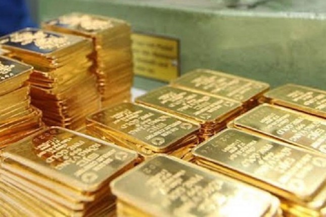 Giá vàng ngày 23/4: Đồng USD quay trở lại đẩy giá vàng xuống mức thấp trong 3 tuần qua Giá vàng ngày 23/4: Đồng USD quay trở lại đẩy giá vàng xuống mức thấp trong 3 tuần qua