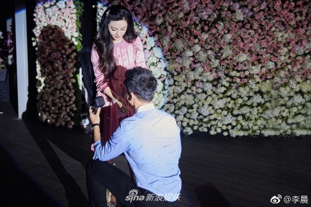 Phạm Băng Băng rơi nước mắt khi được Lý Thần cầu hôn trong ngày sinh nhật tuổi 36 - ảnh 2
