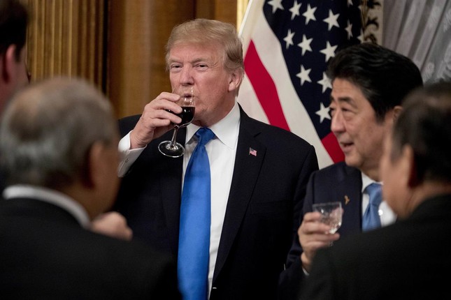 Tổng thống Trump liên tiếp chỉ trích Triều Tiên trong chuyến thăm Nhật Bản - ảnh 1