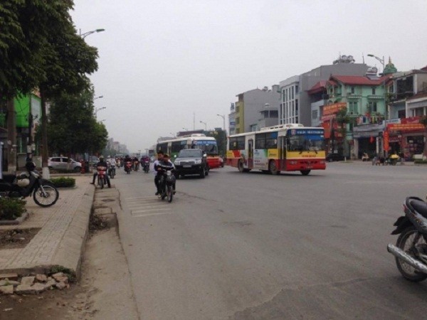 Hà Nội: Rút kéo truy sát cả nhà người khác vì va chạm giao thông - ảnh 2
