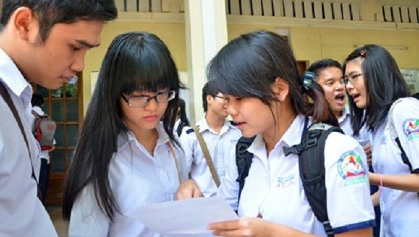 Thi tuyển vào lớp 10 sớm để tránh nâng điểm, làm đẹp học bạ - ảnh 1