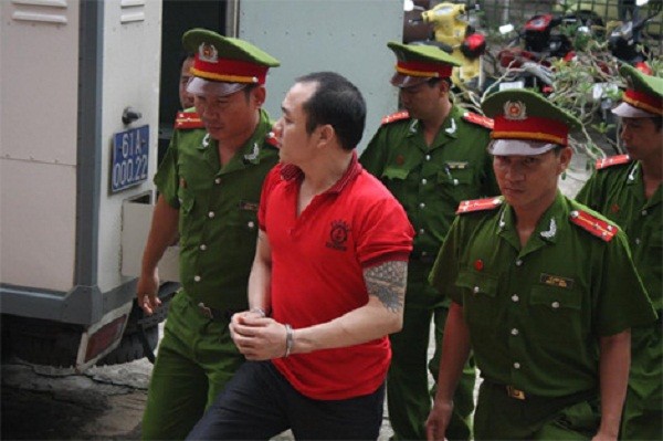 Đòn độc của trùm 'tam giác đen' và bí mật 'liên minh khát máu' - ảnh 2