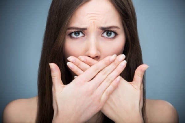 Bỏ túi 4 bí quyết thổi bay hơi thở ‘rau mùi’ mỗi sáng ngủ dậy - ảnh 1