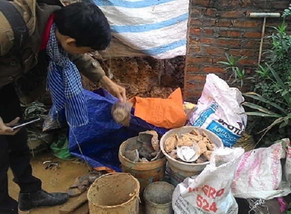 2 tháng đào hầm vì giấc mơ lạ: Tìm thấy hài cốt và kho báu? - ảnh 3