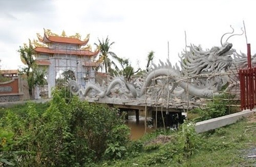 Đền thờ Tổ của Hoài Linh buộc phải phá dỡ sau xử phạt hành chính - ảnh 3