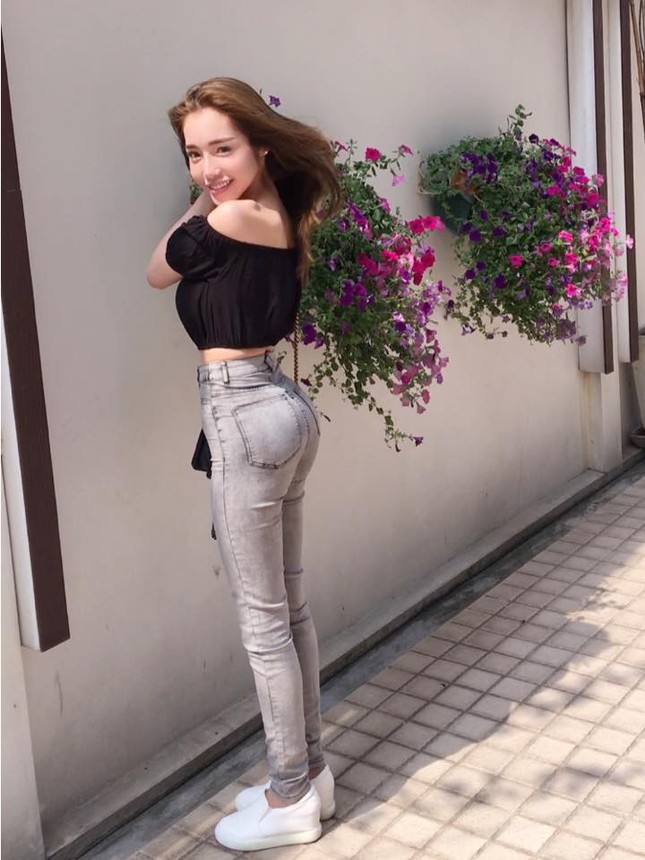 Ngắm '3 vòng khó cưỡng' của Elly Trần khiến báo Thái khen nức nở - ảnh 8