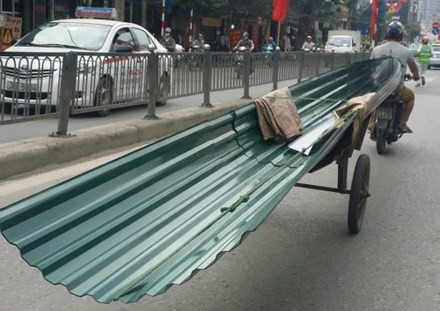 'Thần chết' rình rập trên phố nhưng khó xử lý triệt để? - ảnh 1