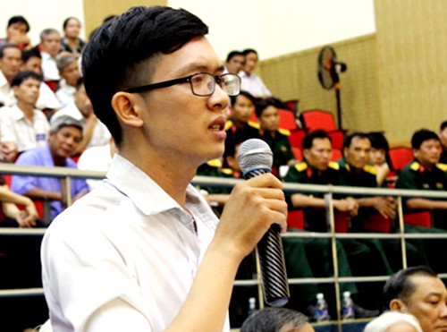 Thầy giáo 'tố' bị thử việc không lương với ông Đinh La Thăng - ảnh 1