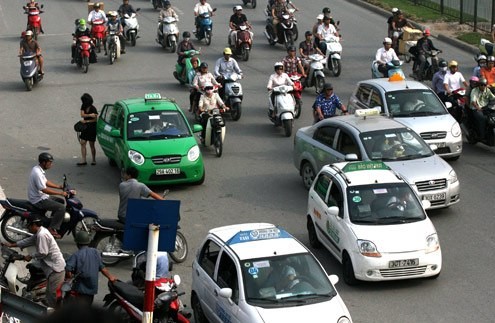 500 tài xế taxi bị phạt do chạy xe liên tục trên 4 giờ - ảnh 1