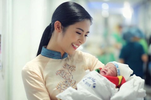 Hari Won nhập viện trong đêm - ảnh 2
