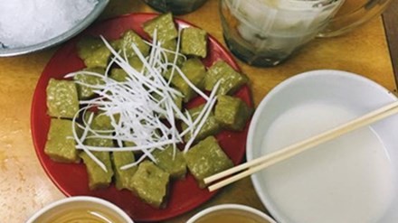 Những quán ăn hơn 25 năm tuổi ở Hà Nội luôn đông khách - ảnh 1
