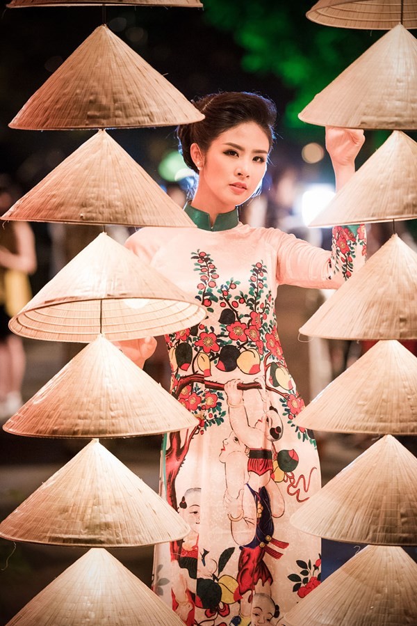 Dàn người đẹp HHVN 2016 hội ngộ ở Festival Áo dài 2016 - ảnh 2