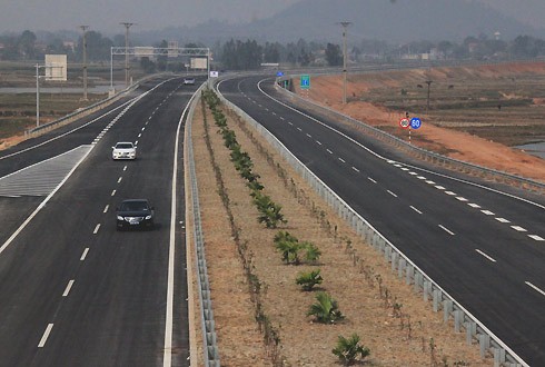 Thứ trưởng Giao thông: 'Đầu tư cao tốc Bắc Nam là cấp bách' - ảnh 1
