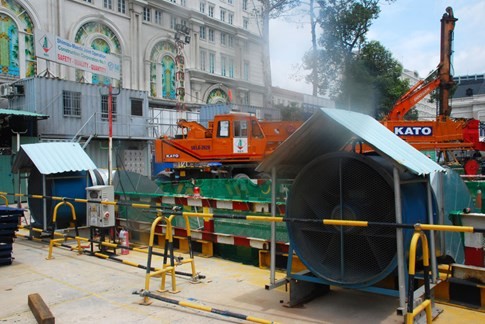Cận cảnh Metro đầu tiên dưới lòng đất... Sài Gòn - ảnh 9