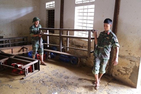 Người dân vùng lũ Quảng Bình cần cứu trợ những gì? - ảnh 1
