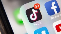 CEO Tiktok kêu gọi sự giúp đỡ của Facebook và Instagram