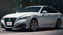 Chi tiết xe sang Toyota Crown 2021 mới từ hơn 1 tỷ đồng