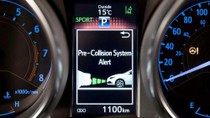 Hệ thông cảnh báo va trạm trên ô tô hoạt động như thế nào?