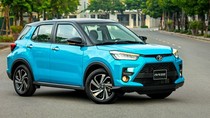 Tháng Tết, doanh số bán xe Toyota giảm gần 1 nửa