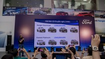 Ford Everest Platinum và Ford Ranger Stormtrak có giá bán chính thức