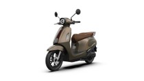 VinFast ra mắt Evo Grand thế hệ mới - Xe máy điện đi được 262km sau mỗi lần sạc 