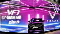 VF7 được trưng bày tại sự kiện “VF7 Show – Đam mê dẫn lối” tại Vinhomes Central Park. Ảnh: Vinfast
