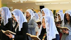 Một buổi sinh hoạt của Hội Thánh Đức Chúa Trời ở Bờ Đông nước Mỹ