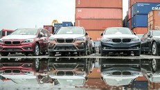 Lô xe BMW nằm cảng Sài Gòn sẽ được tái xuất về Đức