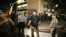 Lại khủng bố ở Indonesia, xe máy mang bom lao vào đồn cảnh sát