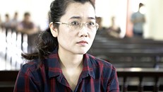 Hoãn xét xử kiều nữ ngân hàng chiếm đoạt 50 tỷ của khách VIP