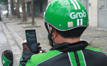 Triệu tập tài xế GrabBike bị tố quấy rối tình dục bé gái 9 tuổi
