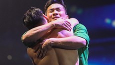 Tiết mục biểu diễn ngập tràn cảm xúc của anh em Quốc Cơ - Quốc Nghiệp