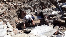 'Hố tử thần' rộng hơn chục mét ở Nha Trang