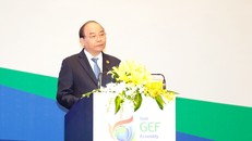 Thủ tướng Nguyễn Xuân Phúc phát biểu tại phiên khai mạc Kỳ họp lần thứ 6 Đại hội đồng Quỹ Môi trường toàn cầu - Ảnh: VGP/Quang Hiếu