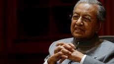 Thủ tướng Malaysia Mahathir Mohamad, một trong những người bị dọa ám sát. Ảnh: Reuters.