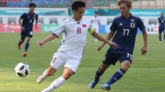 Olympic Việt Nam (áo trắng) toàn thắng cả 3 trận tại vòng bảng ASIAD 18. Ảnh: Vietnamnet