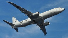 Trinh sát cơ Mỹ áp sát nơi Nga bắt tàu chiến Ukraine