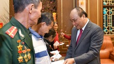 Thủ tướng thăm, chúc Tết người nghèo, gia đình chính sách