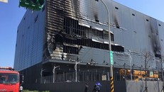 Hiện trường vụ cháy nhà kho ở thành phố Đào Viên khiến ba lao động Việt thiệt mạng hôm 6/2. Ảnh: CNA/TTXVN