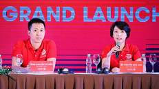 Ông Nguyễn Vũ Đức và bà Nguyễn Bảo Linh cùng xuất hiện trong ngày Go-Viet ra mắt tại Hà Nội vào tháng 9/2018.