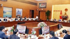 Một phiên họp của Ủy ban Thường vụ Quốc hội. (Ảnh: Trọng Đức/TTXVN)