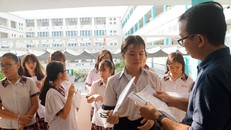 Thí sinh hưởng 0,5 điểm do đề thi tiếng Anh vào lớp 10 TP HCM sai