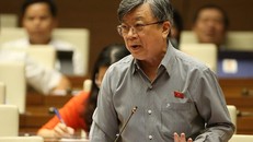 Đại biểu Quốc hội Thành phố Hồ Chí Minh Trương Trọng Nghĩa đặt câu hỏi chất vấn. (Ảnh: Dương Giang/TTXVN)