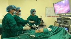 Điều trị cho bệnh nhân ung thư đường tiêu hoá. Ảnh: BV