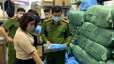 Hà Nội: Phá đường dây nghi làm giả vật tư y tế phòng, chống dịch Covid-19