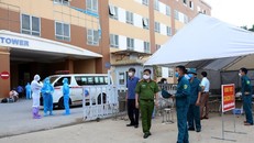 Chung cư Tân Việt được cách ly, sáng 8/8. Ảnh: Bá Đô