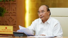 Thủ tướng Nguyễn Xuân Phúc phát biểu kết luận cuộc họp - Ảnh: VGP/Quang Hiếu