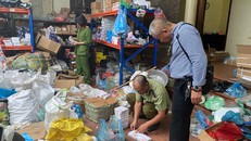 Cơ sở kinh doanh phụ tùng xe máy tại cụm 10 xã Võng Xuyên, Huyện Phúc Thọ, Hà Nội.