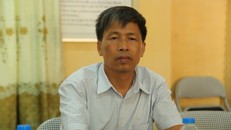 Hiệu trưởng Nguyễn Văn Nhất bị "tố" đánh học sinh đến phải nhập viện.