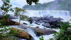 Thác thác Sae Pra ( Attapeu).
